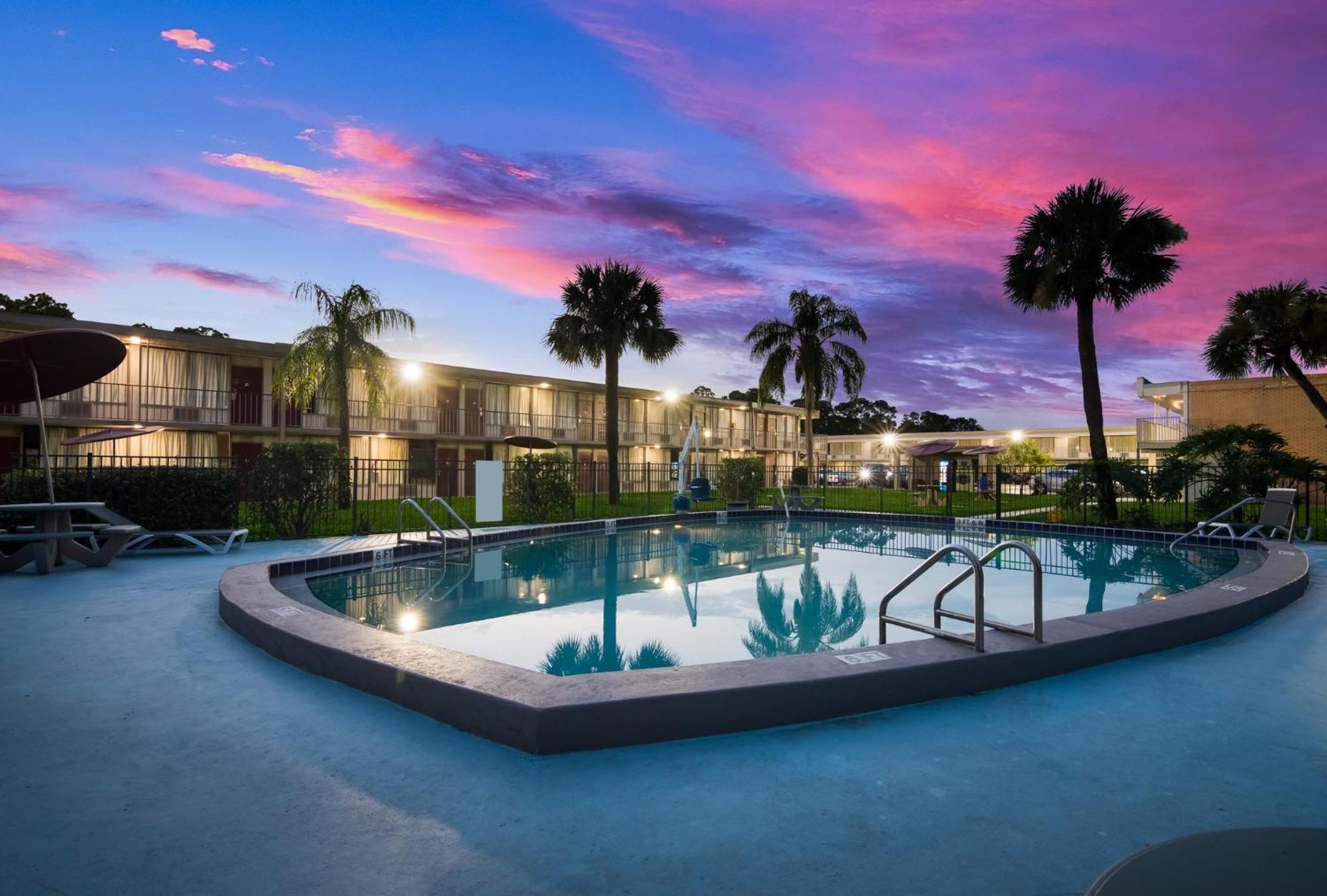 Red Roof Inn Vero Beach - I-95 Exterior photo